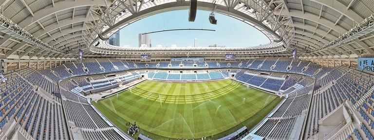 半场战报：阿森纳1-0布拉格斯拉维亚，萨卡点射